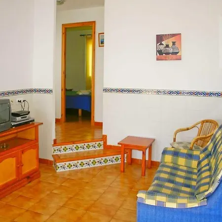 Torre Soli Nou Sleeps 4 Villa